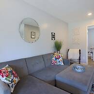 One-of-a-kind Home Near Moody Gardens and Bayou - Cute Cozy as can be