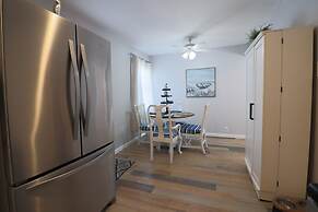 One-of-a-kind Home Near Moody Gardens and Bayou - Cute Cozy as can be