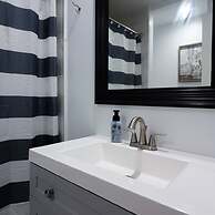 One-of-a-kind Home Near Moody Gardens and Bayou - Cute Cozy as can be