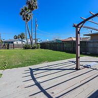 One-of-a-kind Home Near Moody Gardens and Bayou - Cute Cozy as can be