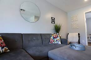 One-of-a-kind Home Near Moody Gardens and Bayou - Cute Cozy as can be