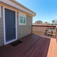 Great Location Spacious Yard Coffee bar