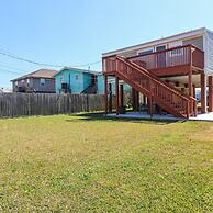 Great Location Spacious Yard Coffee bar