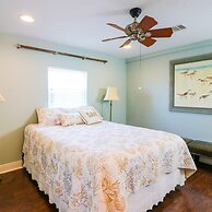 Great Location Spacious Yard Coffee bar