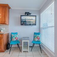 Octopus Gardens Private Boardwalk to the Beach Great Gulf Views