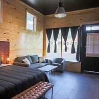 Restored Historic Loft - 3 Mins to the Beach