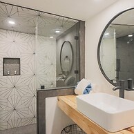 Restored Historic Loft - 3 Mins to the Beach