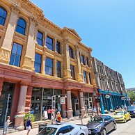 Restored Historic Loft - 3 Mins to the Beach