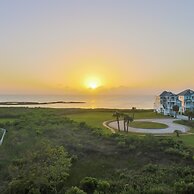 Stunning Sunsets Steps From Pool Lazy River Ocean Bay Views