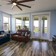 Stunning Sunsets Steps From Pool Lazy River Ocean Bay Views