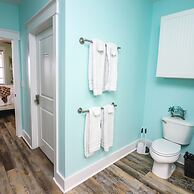 Stunning Sunsets Steps From Pool Lazy River Ocean Bay Views