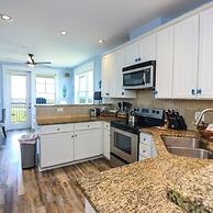 Stunning Sunsets Steps From Pool Lazy River Ocean Bay Views