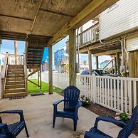 2nd Row Beach Home Ocean Views Old School Vibes - 1 min Walk to Sunny 