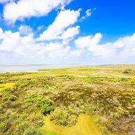 Resort Living on the Bay 2 bed 2 Bath Gorgeous Views Heated Infinity P