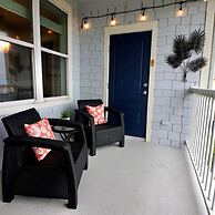 Resort Living on the Bay 2 bed 2 Bath Gorgeous Views Heated Infinity P