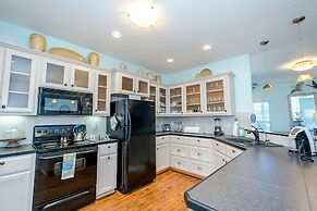 Serenity By the Sea - Great Views in Treasure Island