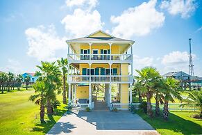 Serenity By the Sea - Great Views in Treasure Island