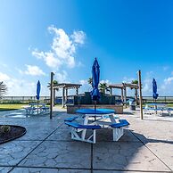 Great Views Heated Pools Hot Tubs Easy Beach Access