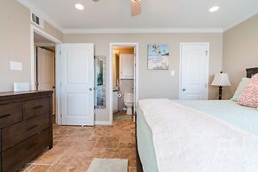 Steps to Pool and Beach Amazing Views From Two Balconies