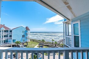 Steps to Pool and Beach Amazing Views From Two Balconies