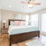 Steps to Pool and Beach Amazing Views From Two Balconies