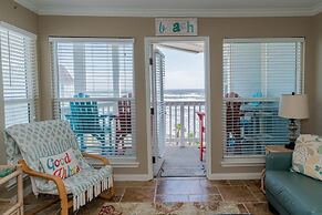 Steps to Pool and Beach Amazing Views From Two Balconies