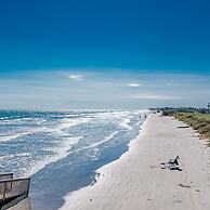 Steps to Pool and Beach Amazing Views From Two Balconies