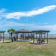 Steps to Pool and Beach Amazing Views From Two Balconies