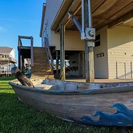 Come Stay - and Sail Away - at This Lovely Canal Home