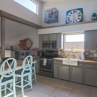 Come Stay - and Sail Away - at This Lovely Canal Home