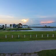 Come Stay - and Sail Away - at This Lovely Canal Home