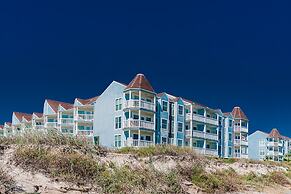 Easy Beach Access Charming Beachside Condo