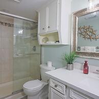 Easy Beach Access Charming Beachside Condo