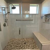 Beachside Paradise Retreat With Luxury