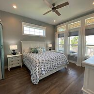 Beachside Paradise Retreat With Luxury