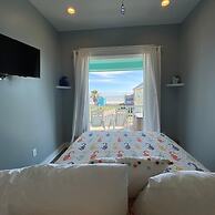 Beachside Paradise Retreat With Luxury