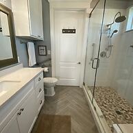 Beachside Paradise Retreat With Luxury