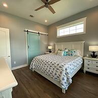 Beachside Paradise Retreat With Luxury