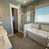 Beachside Paradise Retreat With Luxury