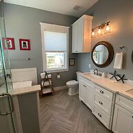 Beachside Paradise Retreat With Luxury