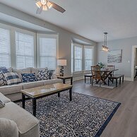 Uptown Cottage 2 Minutes to The Strand and Utmb