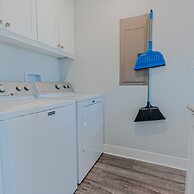 The Coast is Clear Great Home By Beach Bay