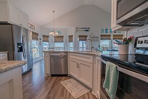 The Coast is Clear Great Home By Beach Bay