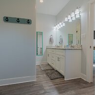 The Coast is Clear Great Home By Beach Bay