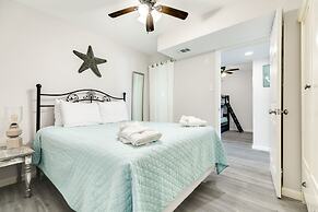 Seaside and Breezy Condo at the Victorian