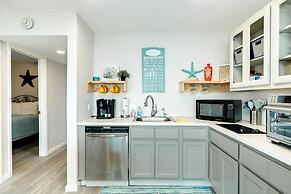 Seaside and Breezy Condo at the Victorian