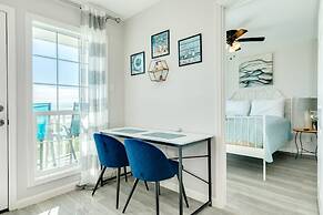 Seaside and Breezy Condo at the Victorian