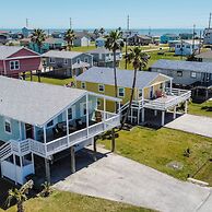 In-home Bar Lounge and Arcade Stay Entertained at The Sea Shed