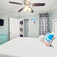 Charming Waterfront Condo