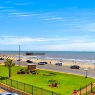 Charming Waterfront Condo